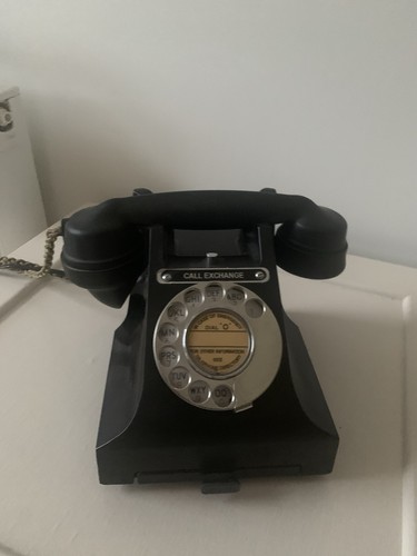 Antique black bakelite - bakelite, dial